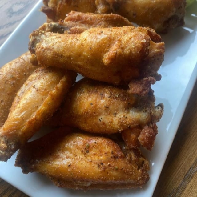 Dry Rub Wings.